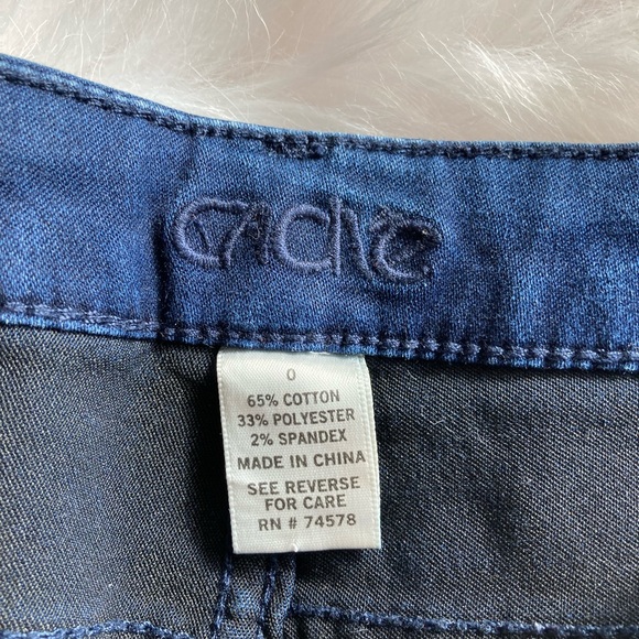 Cachet lower  rise stretch denim  true indigo blue - Picture 2 of 10